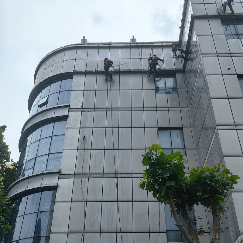 保洁服务外包：提高效率，轻松省心